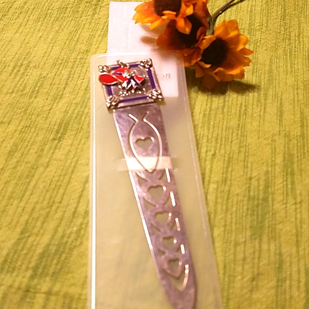 Red hat book marker